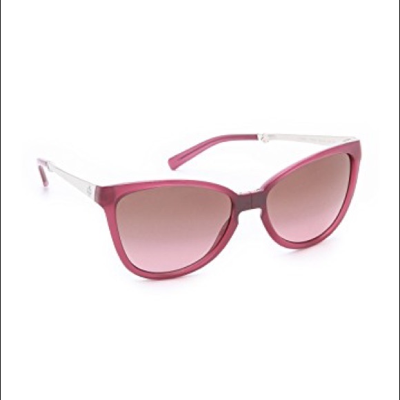 Tory Burch Accessories - 🍂 Tory Burch Foldable Pink Sunglasses